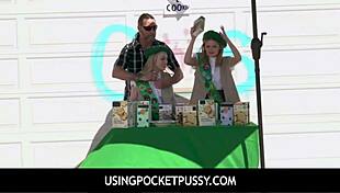 Teen 18+ spejdere Coco Lovelock og Haley Spades lader cookie blive brugt! 😜