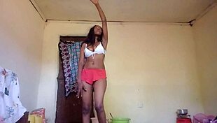 Check Out Loloxo3 In Horny Ghetto Action