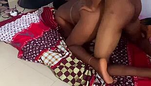 Sucking the Queen's Blowjob in Sexy Night Sex