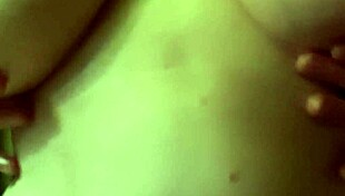 Oiled 38dd tits bouncing around 😍