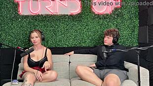 Brandy Renee's Huge Natural Tits Bounce as She Fucks in the Car After a Casual Hangout