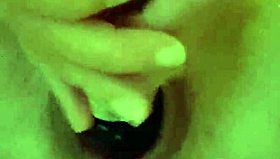 Greedy pumped up pussy squirts