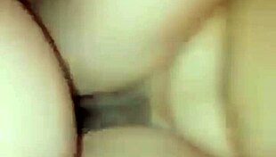 Cogida completa con big ass y big natural tits mexicanas, he groans.