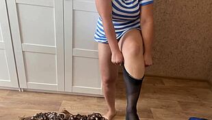 Bože, pozri si tú horúcu milf s veľkými cicmi v divokej kompilácii... jej mokrá piča ma vyvádza z rozumu!!