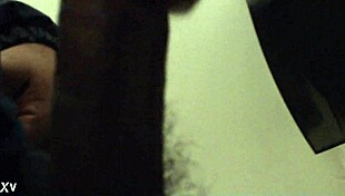 I messed up that bathroom blowjob with my lesbian friend