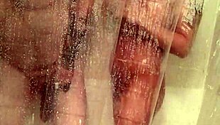 mandeezy4u2 showers with brunette tits and masturbation