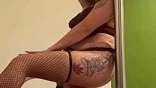 Dana Barzagli Dances With Passion, Showing Off Her Curves