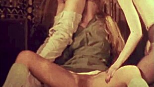 тъмна лондонска винтидж табу лесбийски заварени сестри ближат космати пички 😏