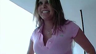she comes to visit him in hotel-flat and gets fucked
