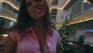 she comes to visit him in hotel-flat and gets fucked