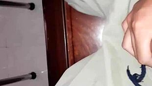 Sục Cặc Bắn Tinh Vietnamese Solo Cumshot