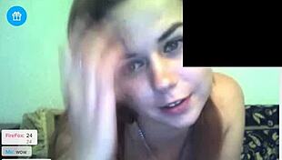 Watch this webcam show with blonde Tannya and chubby Annica?