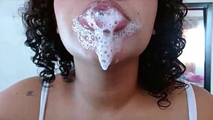 Saliva fetish turns me on