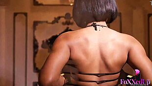 Hottie Jenna Foxx Finger Fucks!