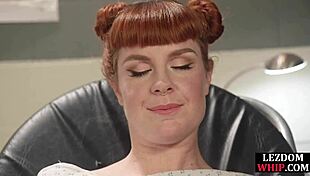 Jeg Bliver Så Opgedet Af At Se Rødhåret Onanere Under Strapon Anal Leg