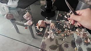 blonde latina shows her big ass and pussy