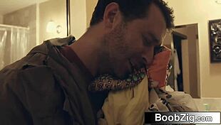 Huge Tits Pornstar Makes Her Stalker's Dreams Come True - Ava Addams