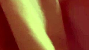 Couple engages in intense blowjob on Periscope