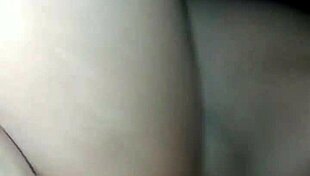 Calmly inserting tool into object