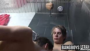 Cute twinks showering and blowing each other's huge pricks 😈