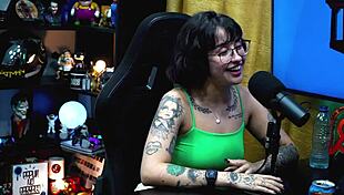 Martina Oliveira Tests Huge Cock