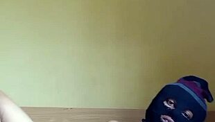 Hotsexydiva prepares juicy pussy for hardcore anal with boyfriend in homemade video