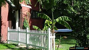 does bigtits teen 18+ get wildly fucked outdoors?