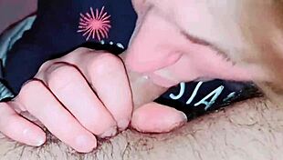 شكل691 - مص قضيب منزلي إنزال في الفم بلع