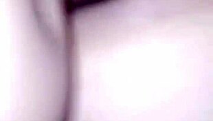 Is this sexy gordinha ready for fun?