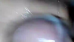 masturbacion de 19 años sola en su cuarto