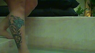 Curvy Amateur with Tattoo Flashes Fat Ass in Public. Outdoor Provocation with Short Hair Stuns