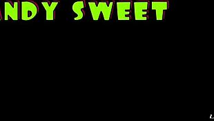 Mandy Sweet, sexy blonde PAWG, has an ass you'll wanna rub all day! 😍