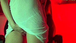 horny bride spanking her ass - laura fatalle