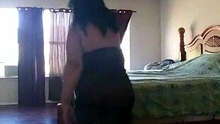 Latina Dance Reveals Her Fat Pussy And Big Tits