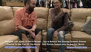 Стани доктор Tampa, даваш на Angel Santana първи гинекологичен преглед някога, заснето на камера за да се мастурбираш на doctor-tampa.com