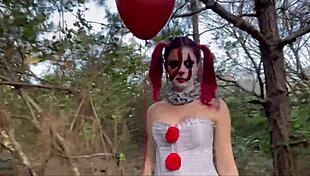 Stepbrother takes Ebony beauty for oral pleasure