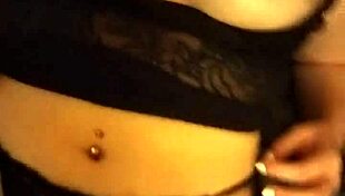 Big Tits Babe Masturbates In Fetish Session