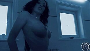 Alisha sweet strippt f�r dich und l��t sich ersatzweise ficken