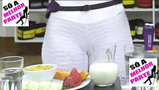 Kelly Key's big pussy in leggings gets banged