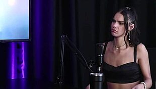 ela n�o fica confort�vel em ser submissa e o fetiche