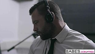 Babes office obsession best foot forward julia de lucia max deeds