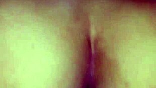 gozei e ela continuou sentando no pau