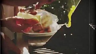 Как Сера Райдер справляется с контролирующей приемной мамой Кэти Морган и Джонни Каслом?