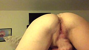 She Told Me to Masturbate Right Now!