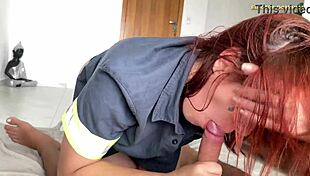 ENCONTREI ESSA EMPREGADA NO TRÂNSITO CONTRATEI ELA PARA A MINHA CASA OLHA QUE SAFADA QUIS ME CHUPAR FIQUEI APAIXONADO