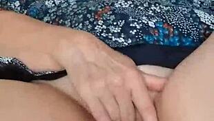 wife wanking whilst on call with fuck buddy fb2 😏