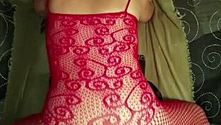 Slut Wife's Passionate Encounter With A Large Double Dildo, Feeling Every Inch