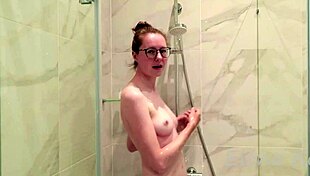 elena ross with her cute hairless body taking big cocks 😍