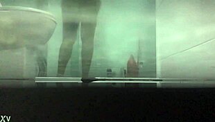 Amateur hot girl bathes seductively in video