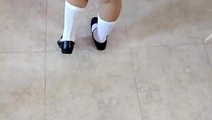 Colegiala Strips in Hotel for Real Amateur Sex